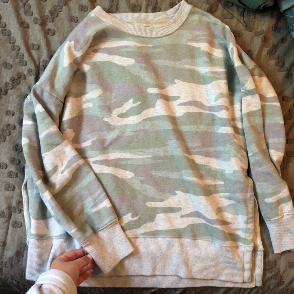 Aerie crew neck